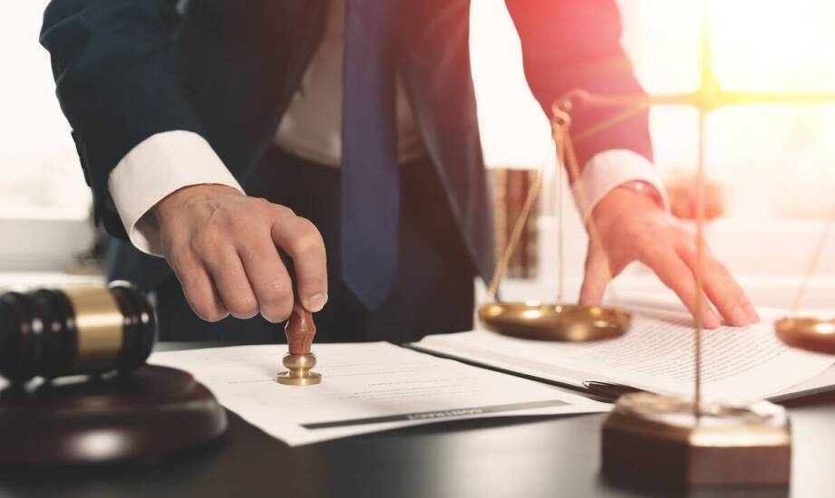 Jakie są korzyści z konsultacji u notariusza przed zawarciem umowy?