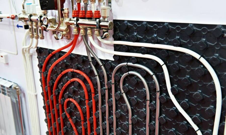 Jak elastyczność preizolowanych rur HEATPEX DELTA ułatwia instalację?