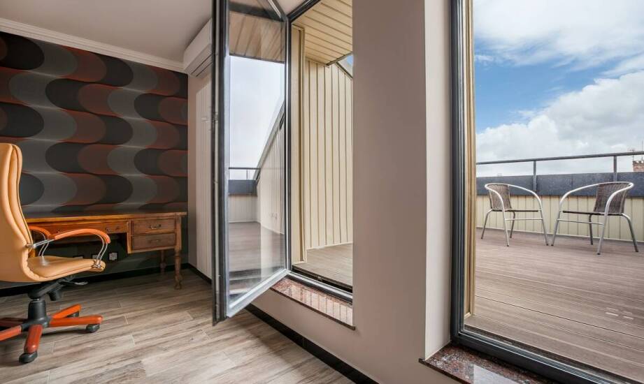 Wybór odpowiedniej zasuwnicy do drzwi balkonowych a komfort użytkowania.