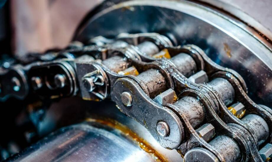 Rola nierdzewnych łańcuchów w zapewnieniu bezpieczeństwa w magazynach