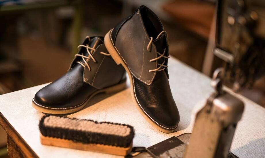Czy skórzane męskie trzewiki opłaca się naprawiać?