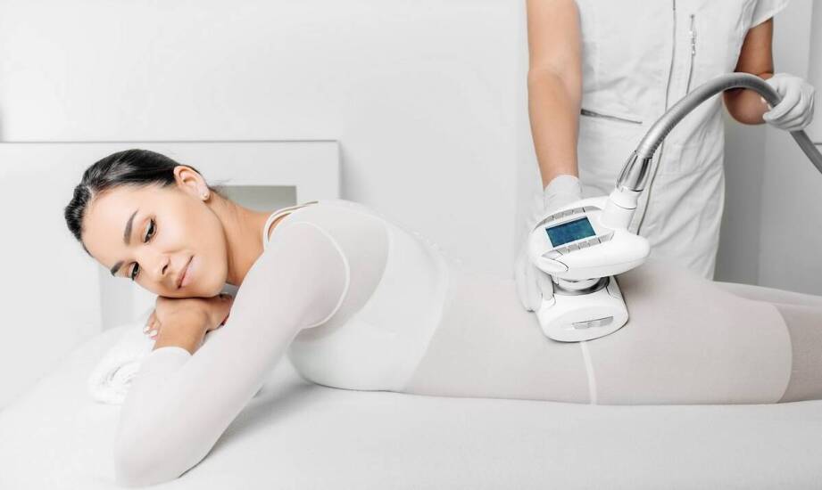 Kriolipoliza a inne estetyczne zabiegi - co wybrać?