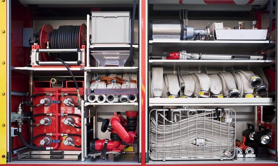 Jak wybrać odpowiedni przeciwpożarowy sprzęt dla firmy?