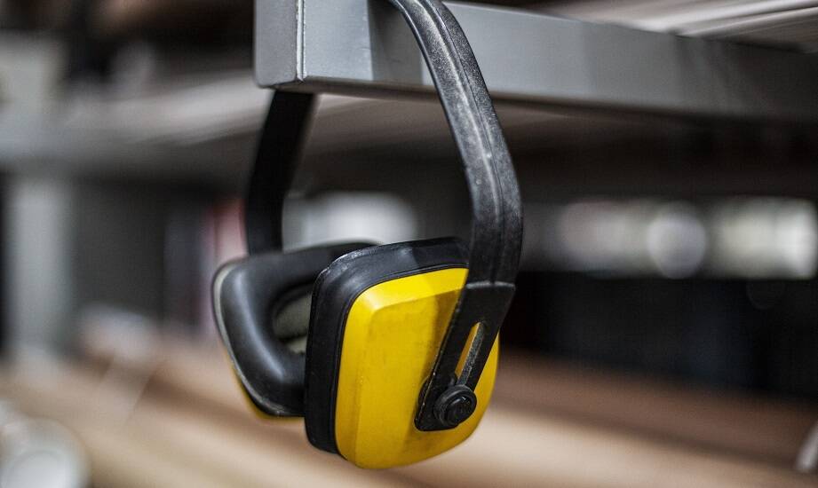 Wybór idealnego ochronnika słuchu dla przemysłowych pracowników