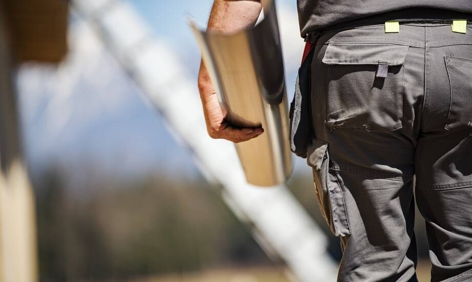 Jakie certyfikaty powinny mieć robocze spodnie dla pełnej ochrony?