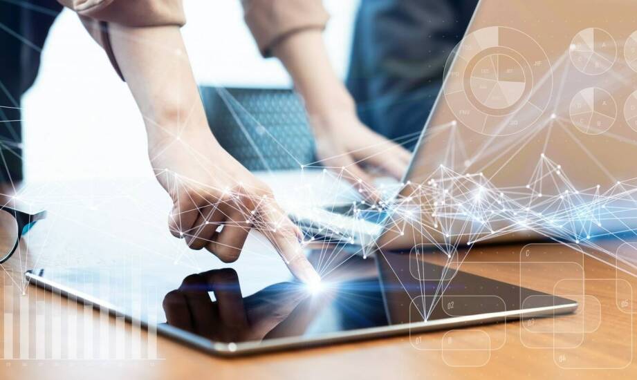 Przegląd narzędzi do tworzenia interaktywnych scenariuszy zajęć dla nauczycieli