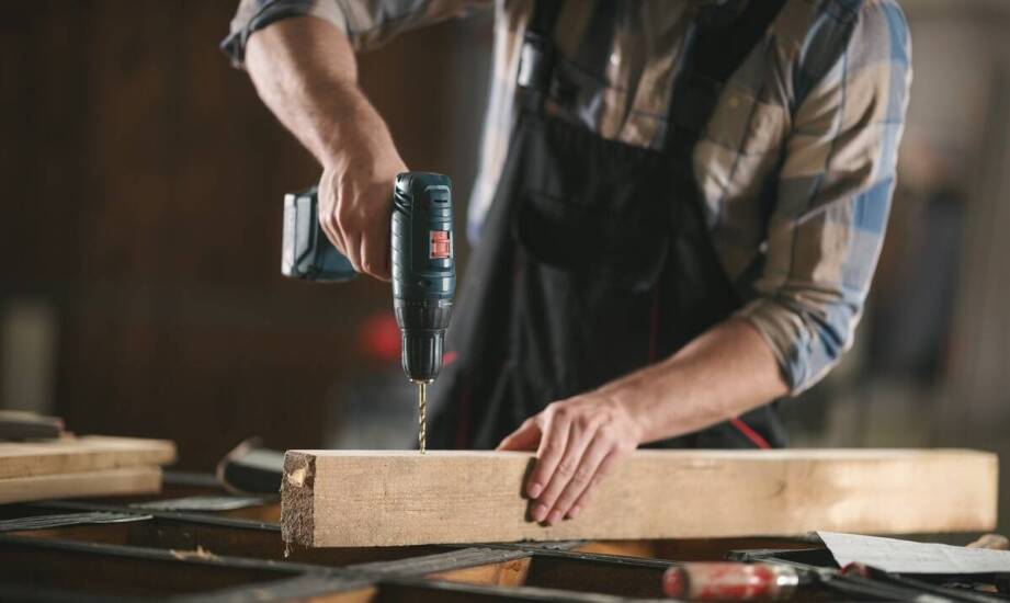 Jakie technologie zwiększają efektywność energetyczną wiertarek do drewna?
