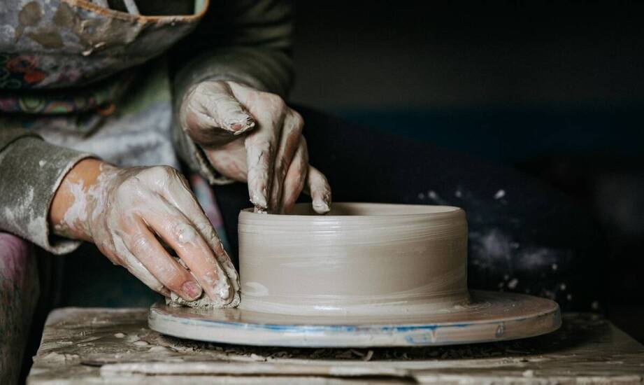 Rola ceramicznych warsztatów w odkrywaniu artystycznych talentów