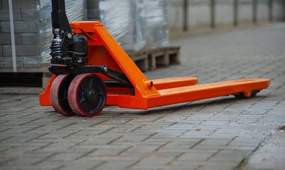 Pełne koła w platformowych wózkach: trwałość i odporność na uszkodzenia