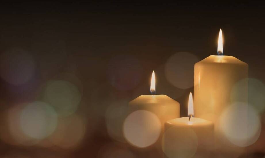 Jak muzyczna oprawa może pomóc w przeżywaniu żałoby?