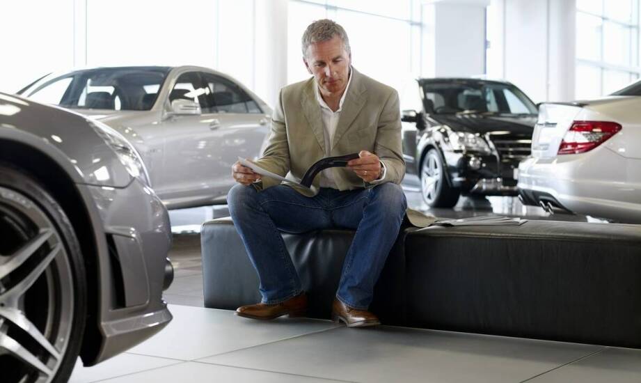 Jakie dodatkowe korzyści oferują dealerzy Mercedesa dla stałych klientów?