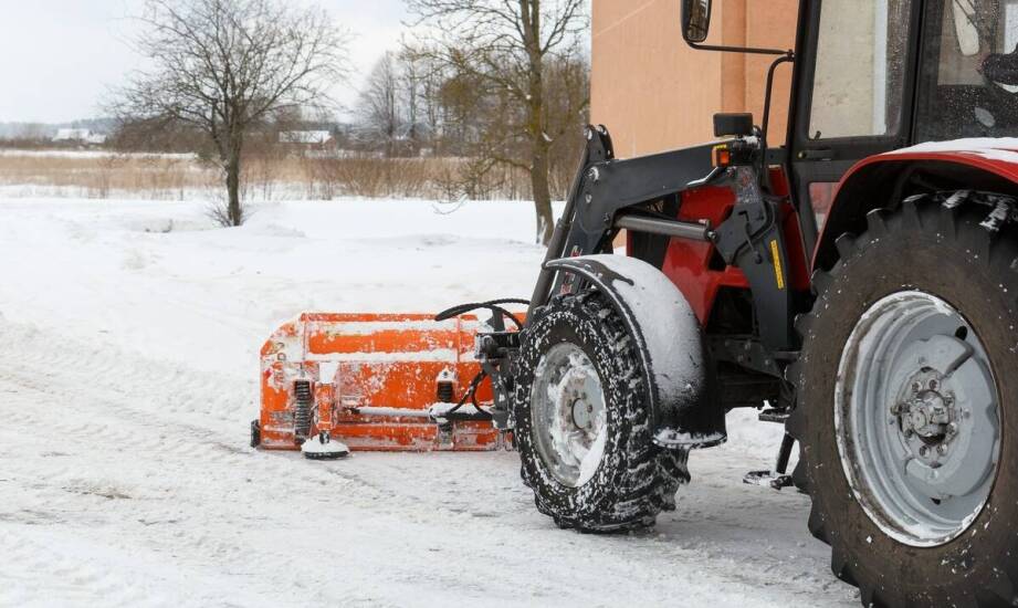 Odśnieżanie przez ogrodniczą firmę – komfort i bezpieczeństwo w zimie