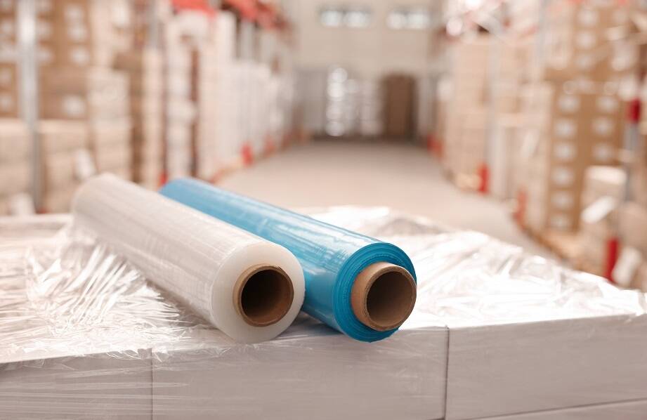 Jak opakowaniowe materiały mogą zwiększyć bezpieczeństwo transportu?