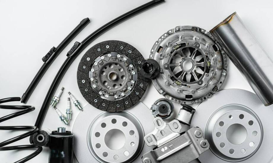 Wybór oryginalnych części do francuskich aut – korzyści dla pojazdu