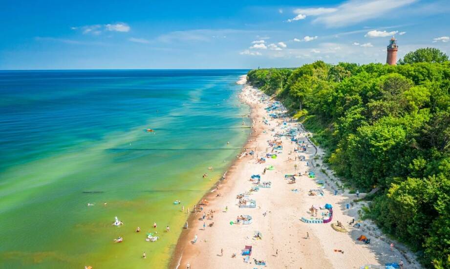 Aktywne wakacje w domkach nad morzem z dziećmi: oferta na Mierzei Wiślanej