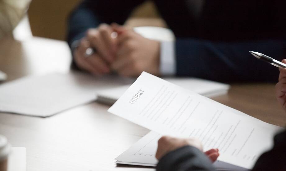 Proces zawierania i realizacji umowy ubezpieczeniowej – co warto wiedzieć?