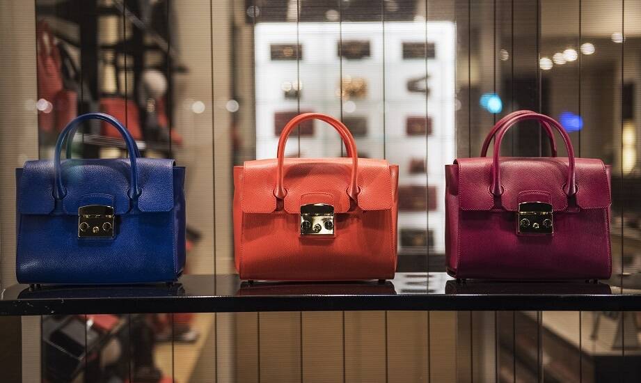 Włoskie skórzane torebki – przegląd najpopularniejszych modeli