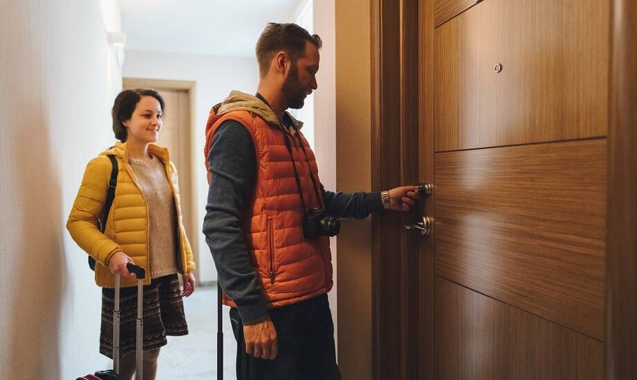 Komfortowe gościnne pokoje w Krynicy-Zdroju: co warto wiedzieć przed rezerwacją?