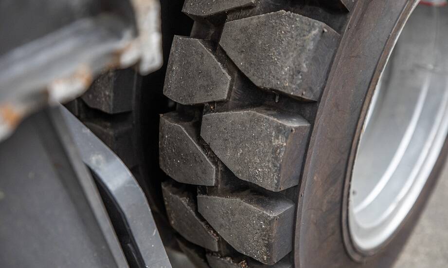 Przemysłowe opony a ich zastosowanie w różnych sektorach