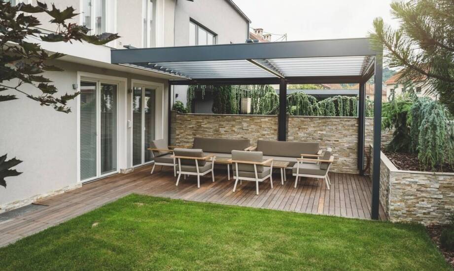 Przewodnik po dostępnych materiałach do tarasowych zadaszeń