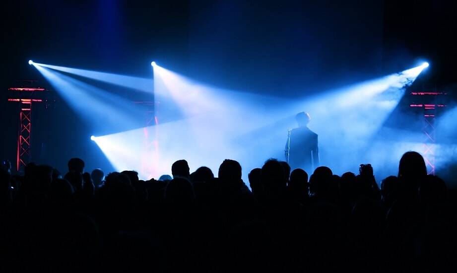 Wieczory z muzyką na żywo: jak muzyczne kluby w Poznaniu przyciągają gości?