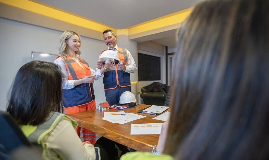 Jak wyglądają okresowe szkolenia BHP?