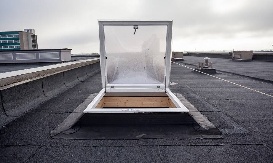 Zalety ocieplanych wyłazów dachowych w budynkach pasywnych