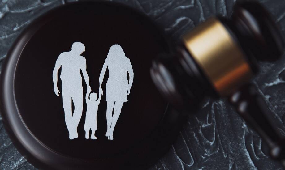 Jak przebiega ustalanie kontaktów z dzieckiem po rozwodzie?