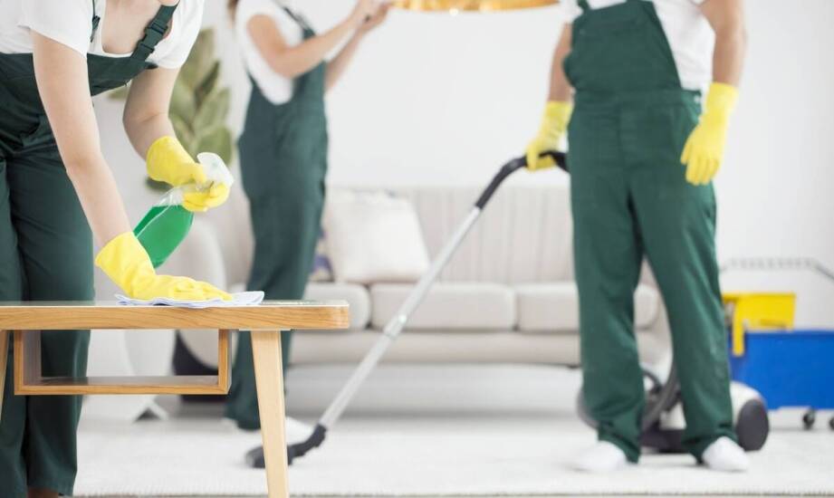 Jak efektywne zarządzanie czasem wpływa na terminowość realizacji usług sprzątania?