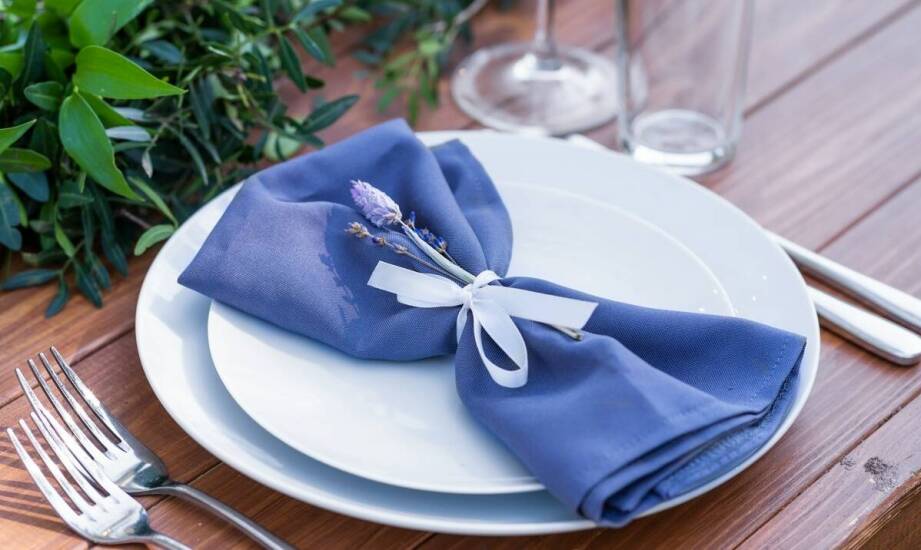 Serwetnik w kontekście ekologii – jakie opcje są dostępne na rynku?