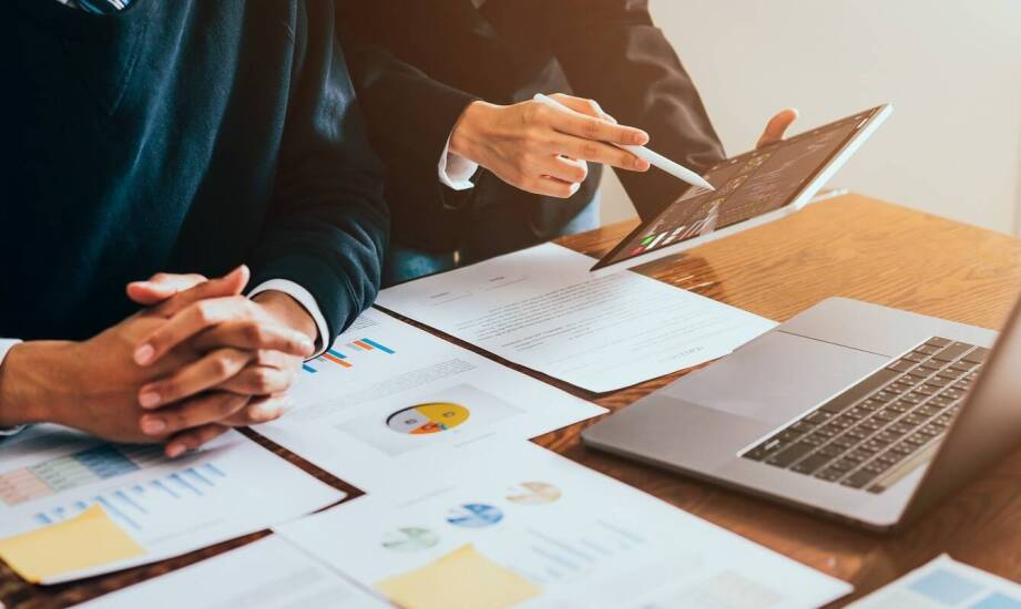 Znaczenie profesjonalizmu finansowych doradców w sukcesie inwestycyjnym