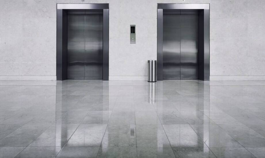 W jaki sposób elastyczność oferty dźwigowej wspiera klientów?