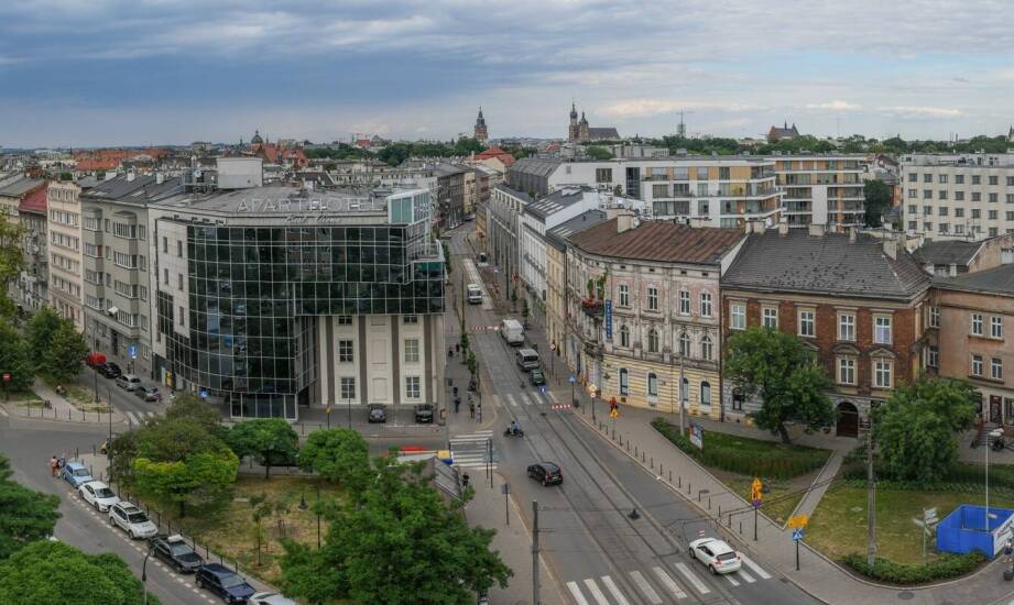 Jak transport nagrobków jest realizowany w Białymstoku?