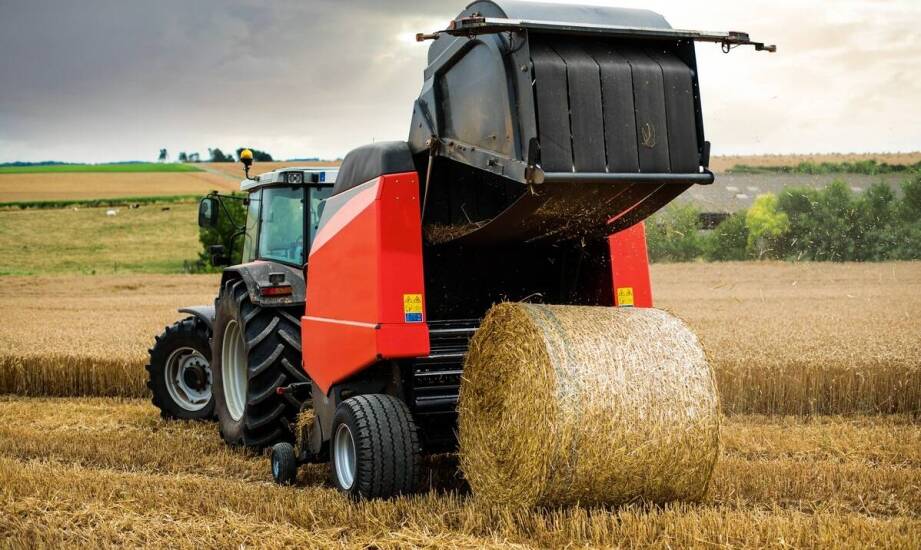 Jakie zalety oferują nowoczesne paszowozy w kontekście mieszania paszy?