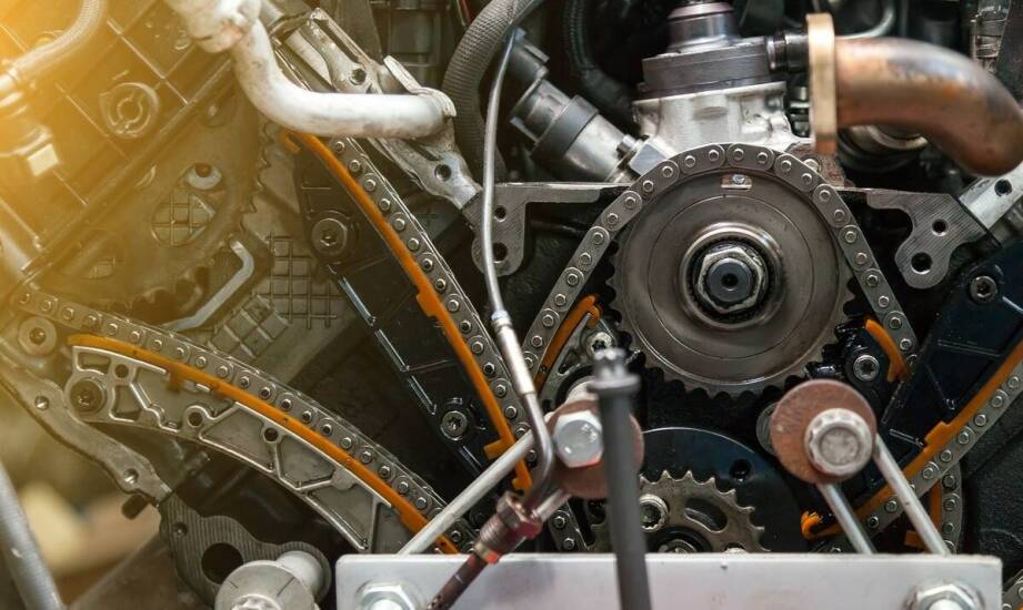 Jakie komponenty silnika Citroena wpływają na jego wydajność?