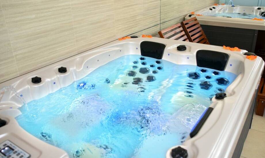 Rola systemów filtracji jako kluczowych akcesoriów do ogrodowego jacuzzi