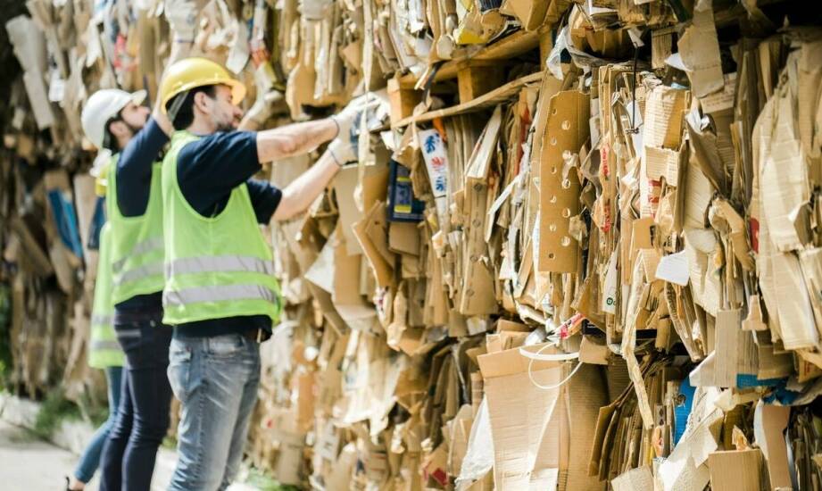 Kluczowe zasady efektywnego przemieszczania odpadów w firmach
