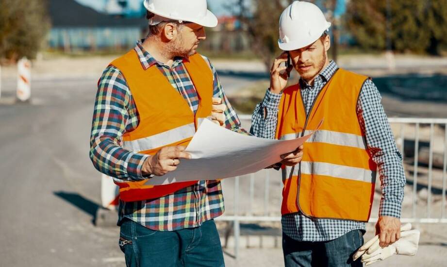 Jak stały kontakt z klientem wpływa na realizację budowlanych projektów?