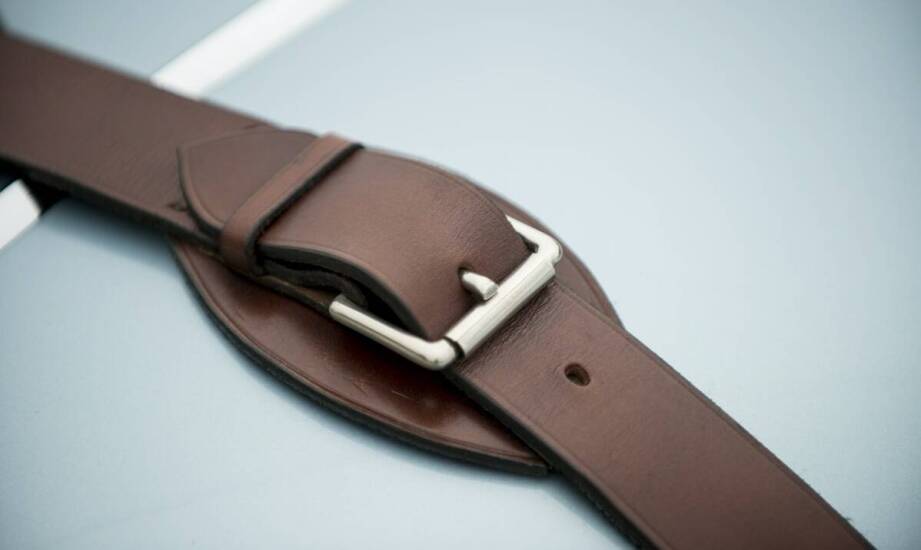 Czy pasek do spodni marki BMW to dobry pomysł na prezent?