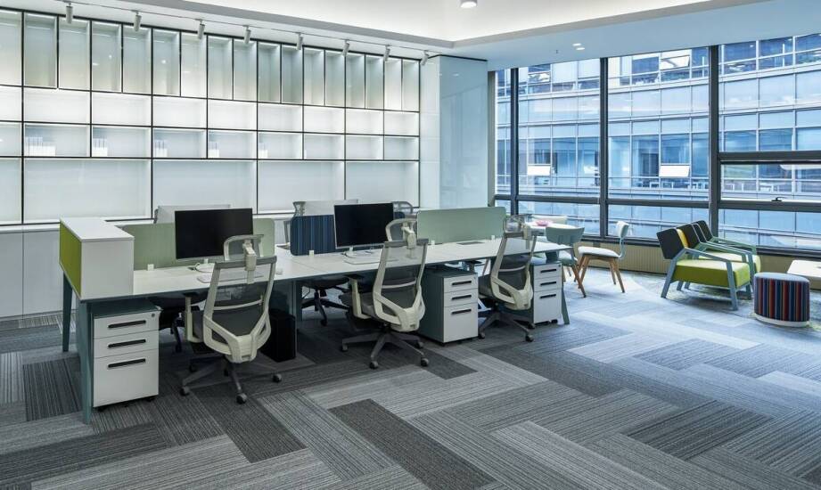 Jakie znaczenie ma dbałość o detale w projektach biurowych wnętrz?