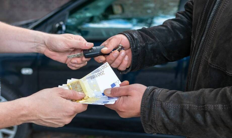 Jakie są korzyści z płatności gotówkowej za zezłomowane pojazdy?