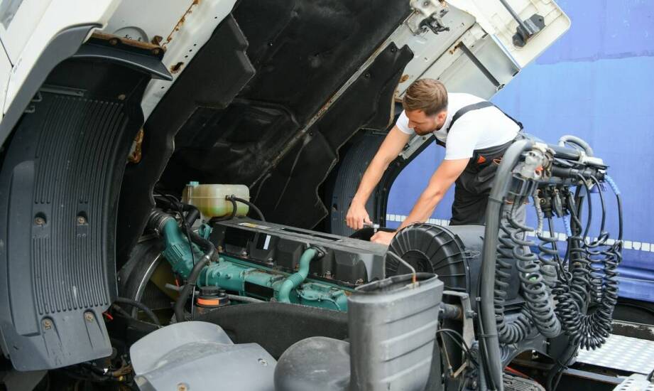 Jak naprawa układu chłodzenia wpływa na efektywność pracy w ciężarówce?