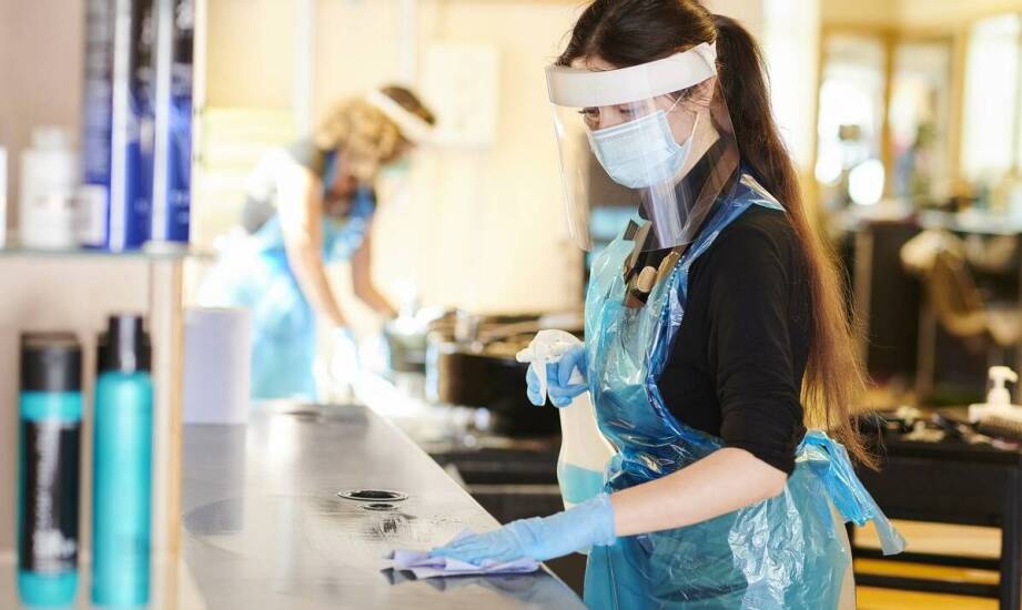 Profesjonalne sprzątanie z użyciem Maxx Ecolab – co warto wiedzieć?