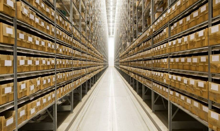 Wpływ etykietowania na procesy logistyczne w magazynach