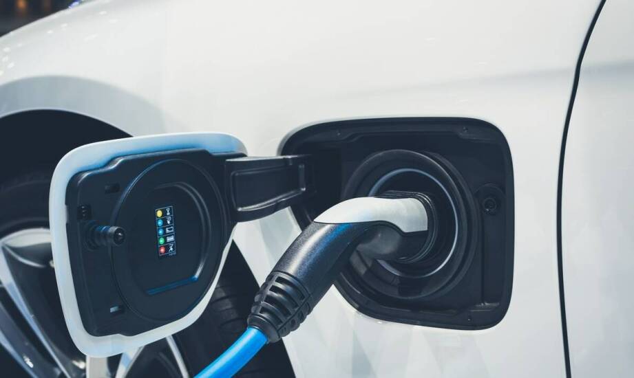 Jakie są zalety stosowania inteligentnych ładowarek do akumulatorów 24 V?