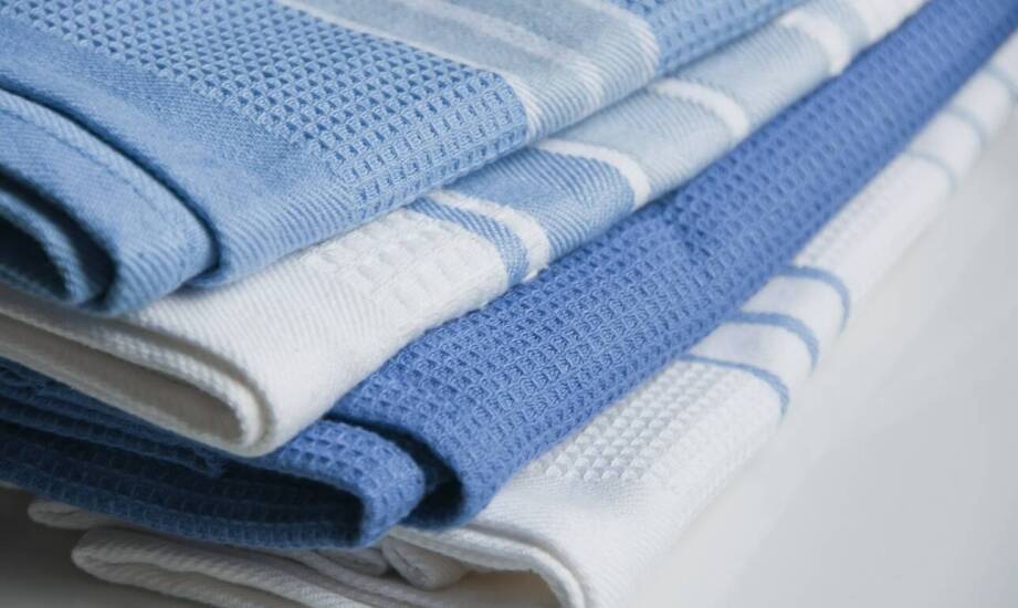 Ręczniki – różnice między materiałami i ich wpływ na komfort użytkowania