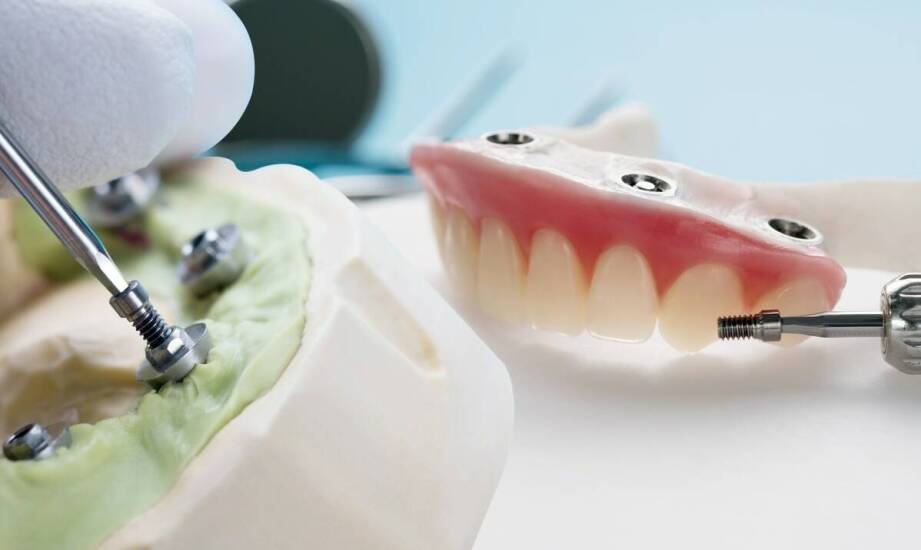 Nowoczesne podejście do protetyki – jak zaawansowane technologie poprawiają komfort użytkowania?