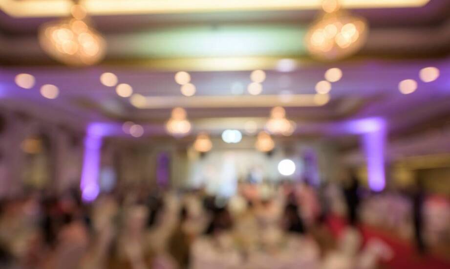 Wpływ oświetlenia na atmosferę eventowych dekoracji