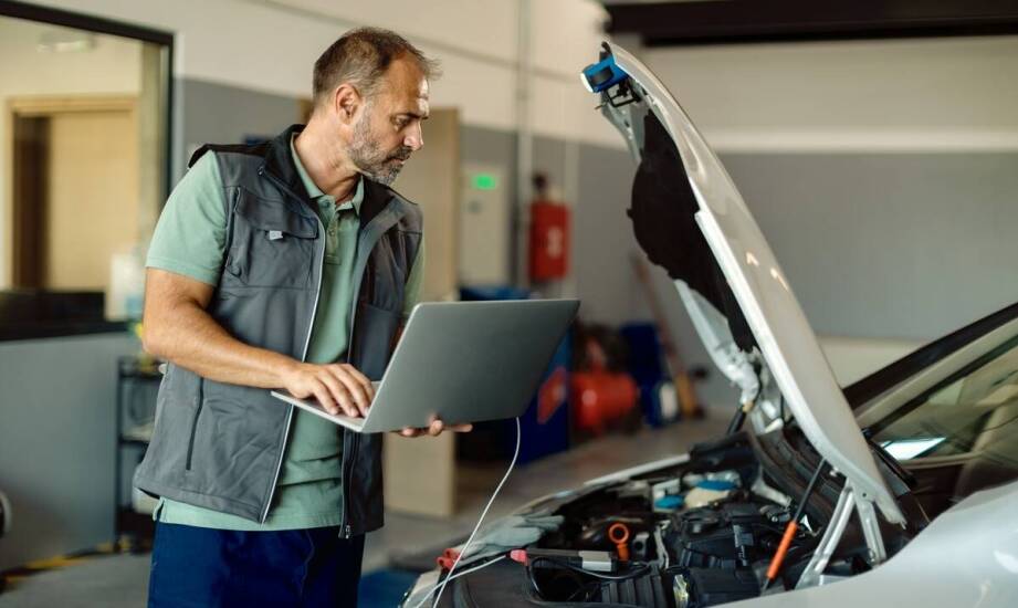 Jak powypadkowa analiza pojazdu wpływa na jego ocenę przed zakupem?