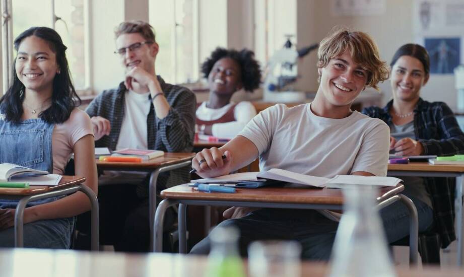 Kursy hiszpańskiego: jak utrzymują motywację do regularnej nauki?